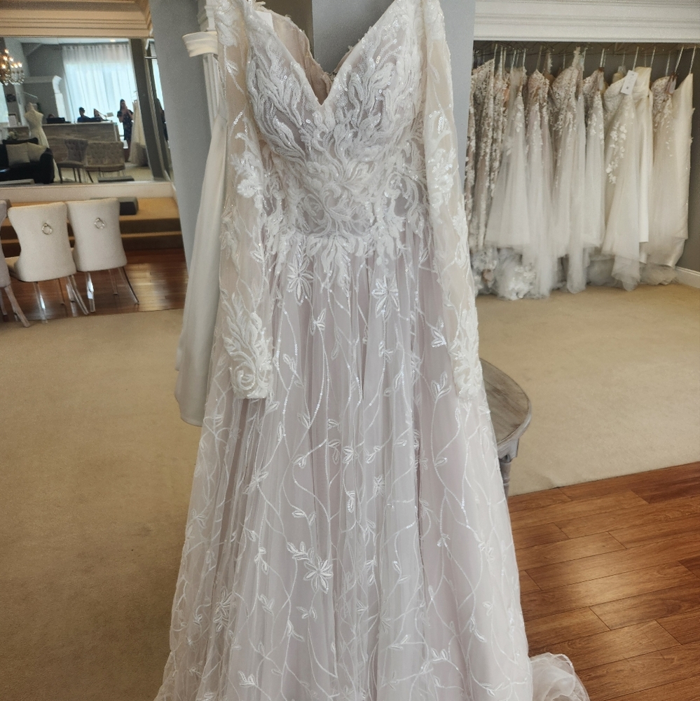 SENECA - Sottero and Midgley -Elegant Lace Wedding Gown (22SS990A01)